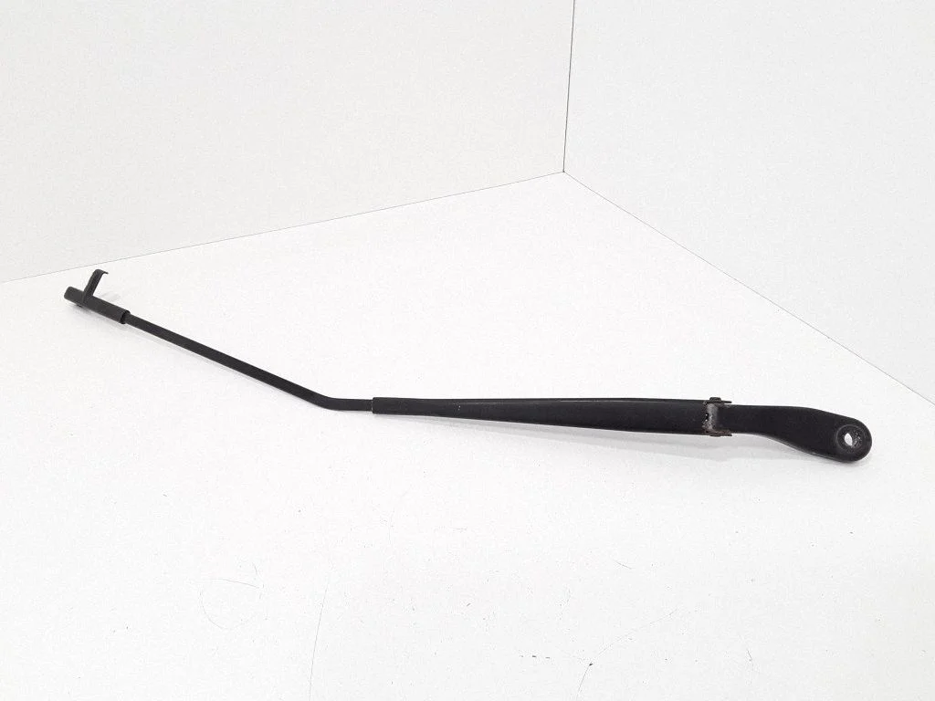 Front wiper blade arm – right