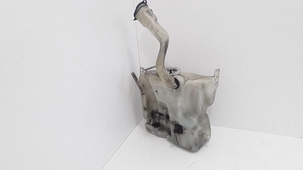 Windshield washer fluid reservoir/tank 2038600360