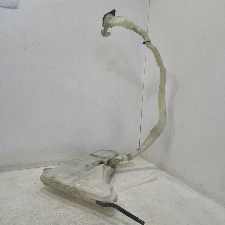 Windshield washer fluid reservoir/tank 8050439