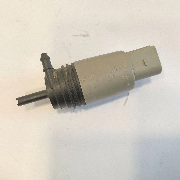 Klaasipesuvedeliku pump (klaaside) 67126934