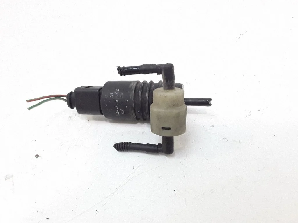 Windscreen/windshield washer pump