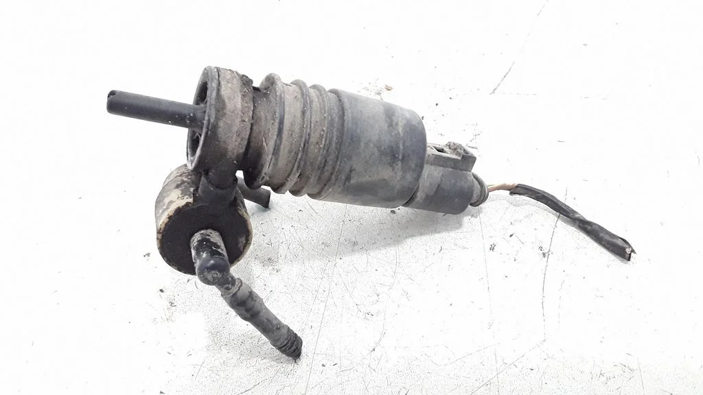 Windscreen/windshield washer pump