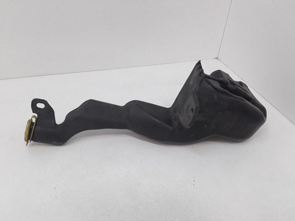 Windshield washer fluid reservoir/tank