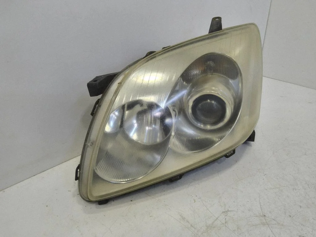Headlight/headlamp – front left