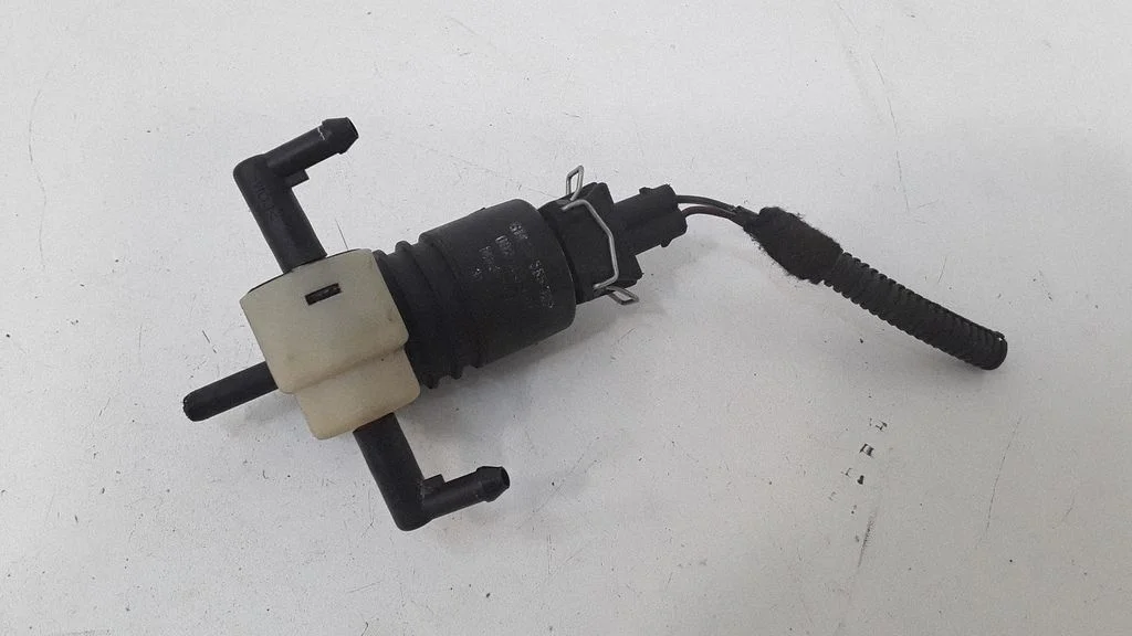 Klaasipesuvedeliku pump (klaaside)