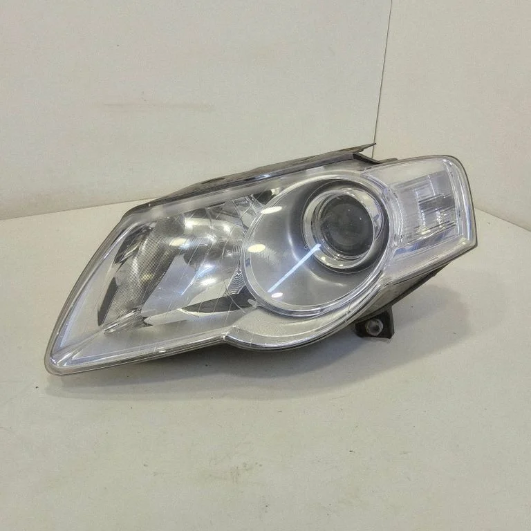 Headlight/headlamp 20A734B