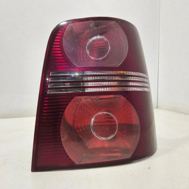 Rear/tail lights 1T0945258