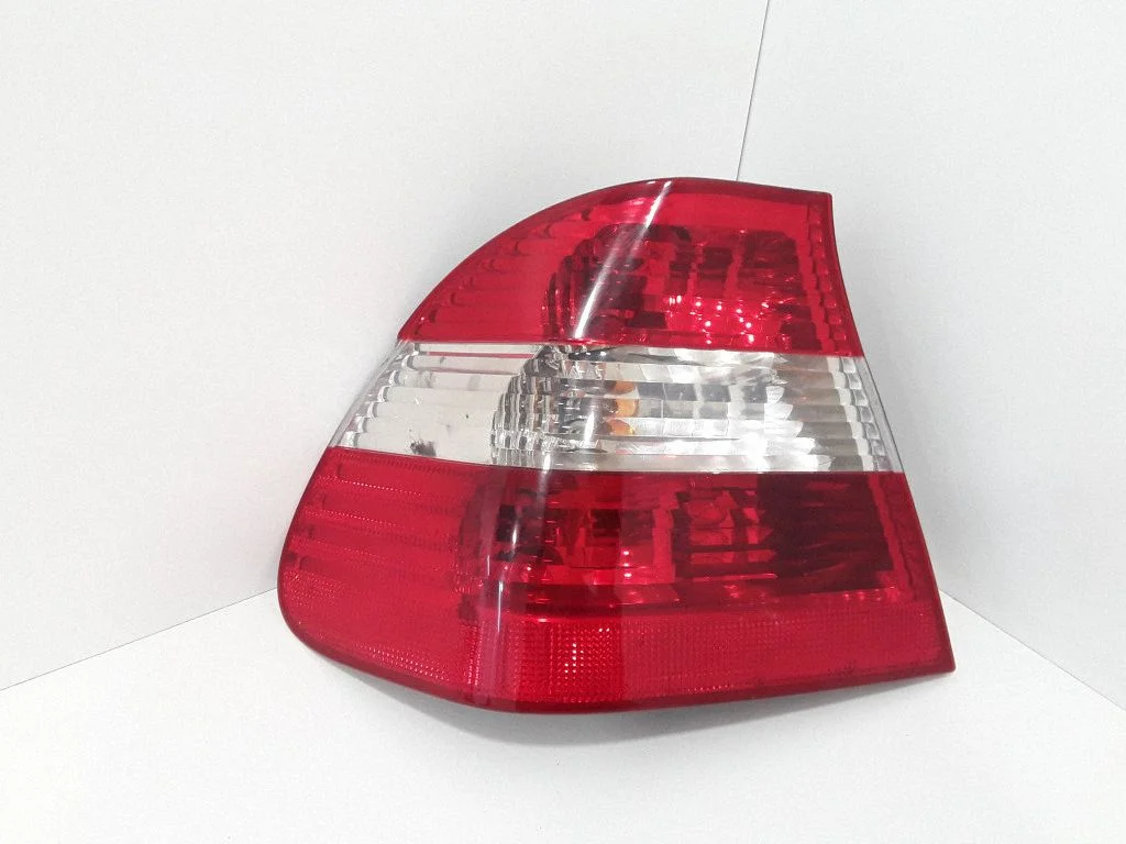 Rear/tail lights 6910531