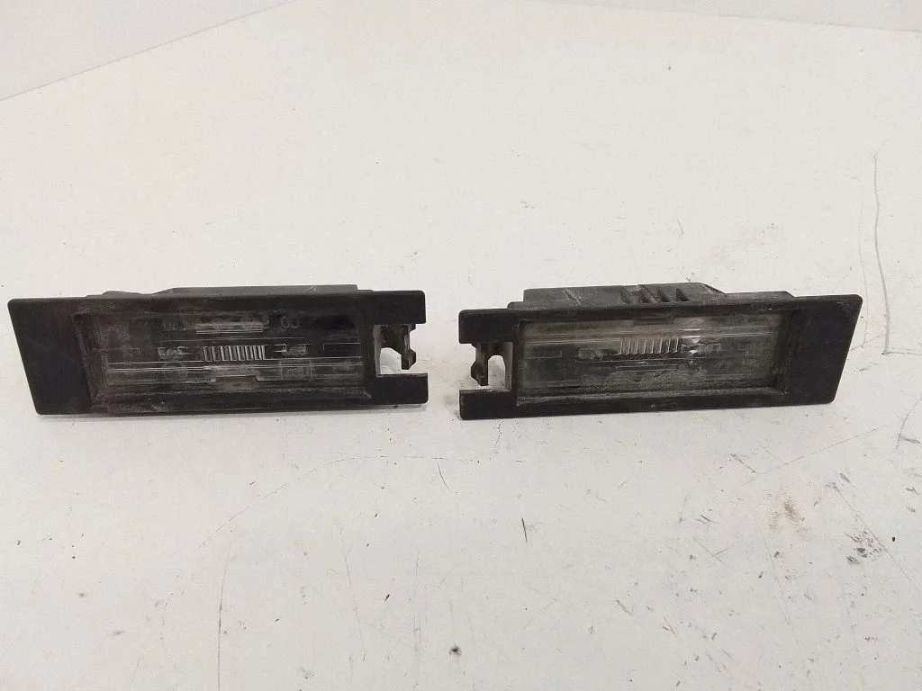 Number plate light