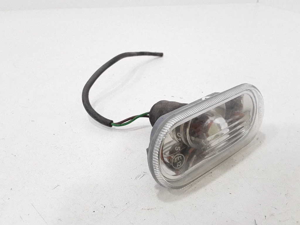 Front fender indicator light 1J0949117