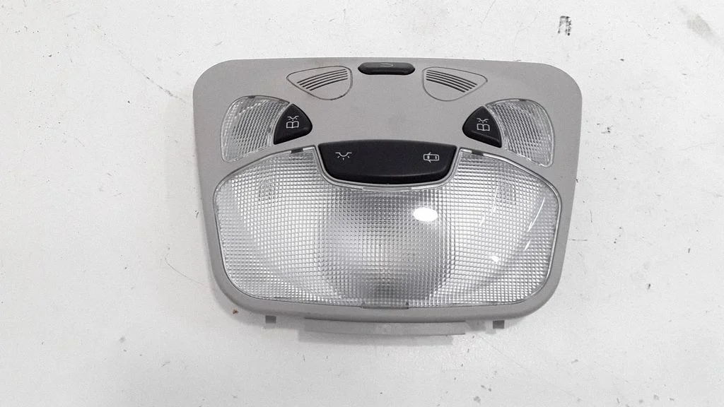 Front seat light A2038200501