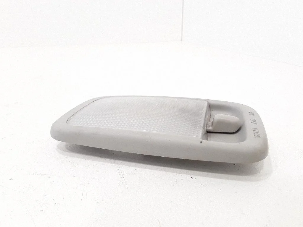 Front seat light – Toyota Yaris Verso (1999-2005)
