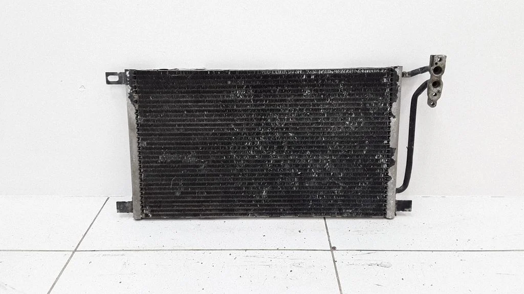 A/C cooling radiator (condenser) 8377648