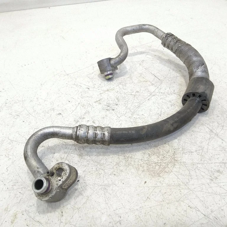 Air conditioning (A/C) pipe/hose 1K0820721CB