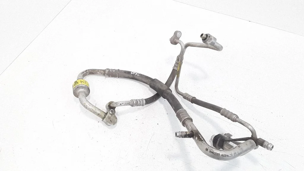 Air conditioning (A/C) pipe/hose