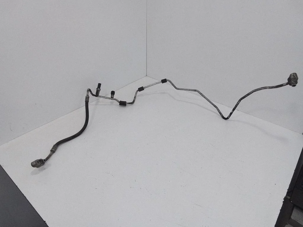 Air conditioning (A/C) pipe/hose