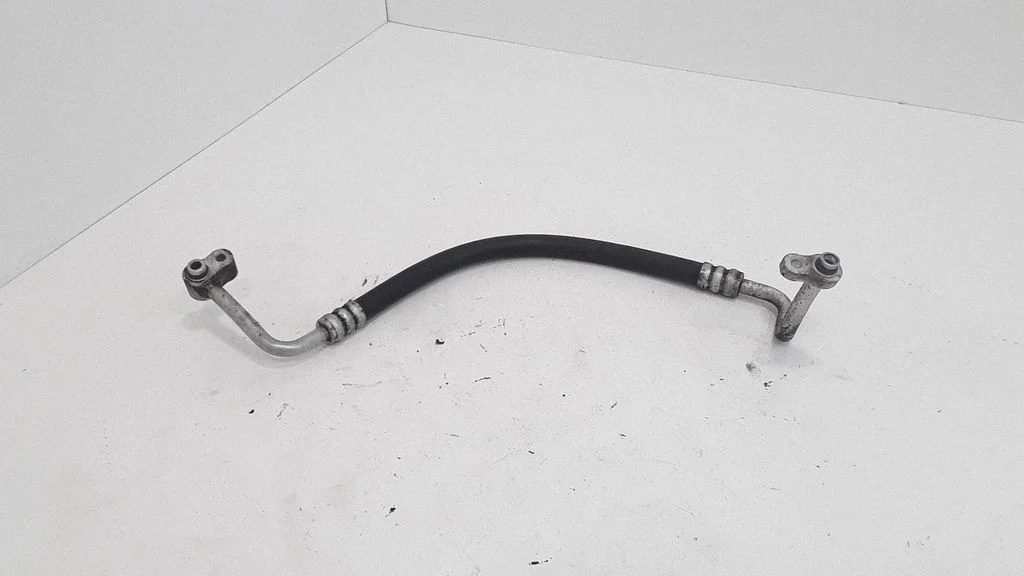 Air conditioning (A/C) pipe/hose