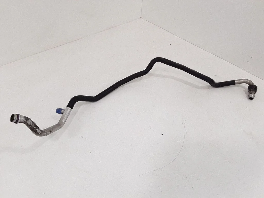 Air conditioning (A/C) pipe/hose
