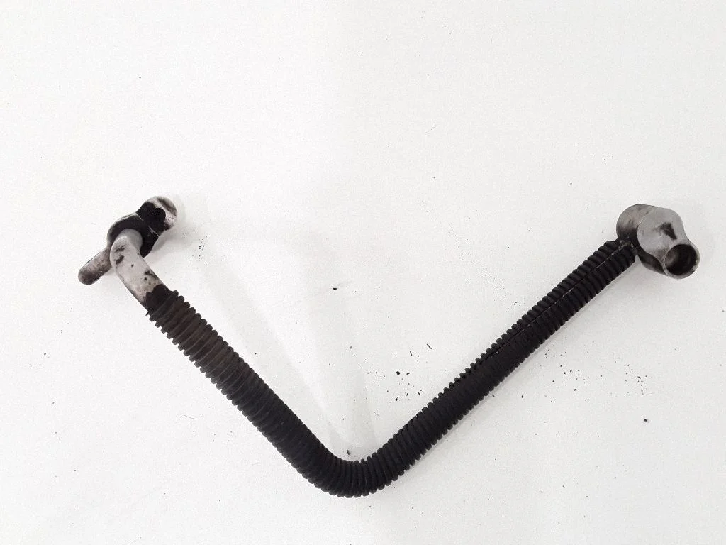 Air conditioning (A/C) pipe/hose