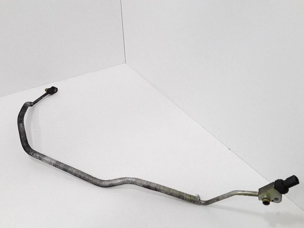 Air conditioning (A/C) pipe/hose