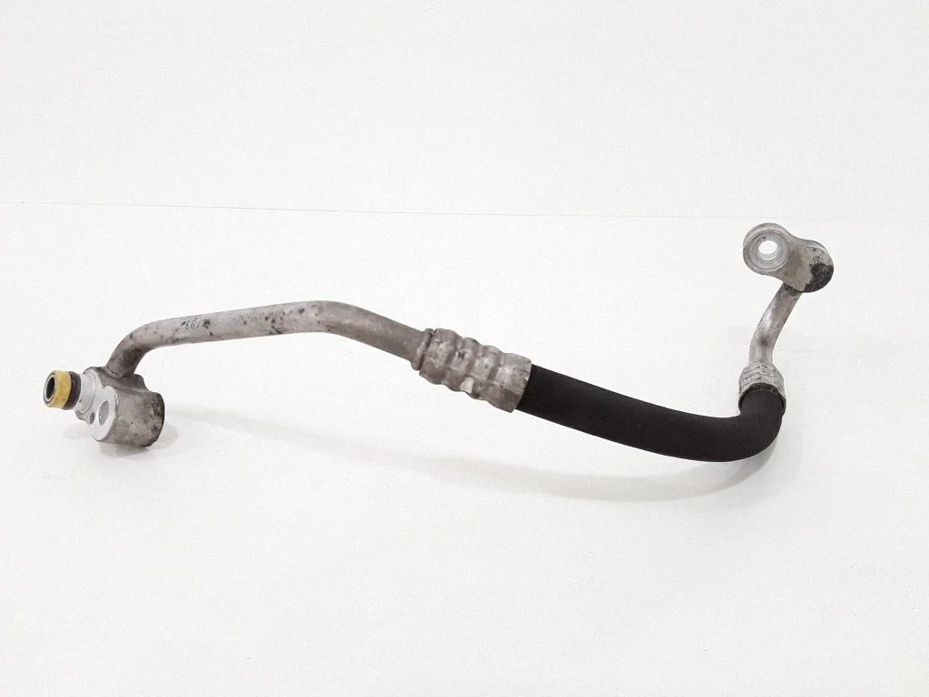 Air conditioning (A/C) pipe/hose