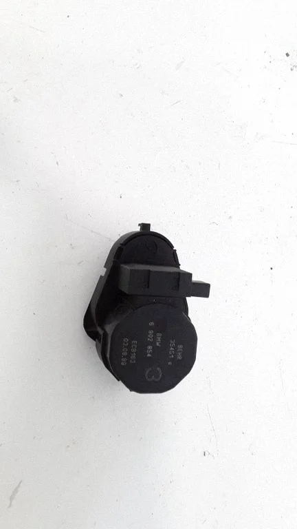 Air flap motor/actuator 6902854