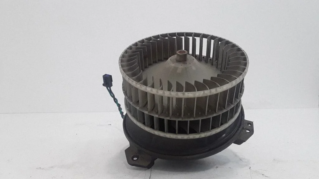 Salongipuhur – Dodge Grand Caravan (2000-2007)