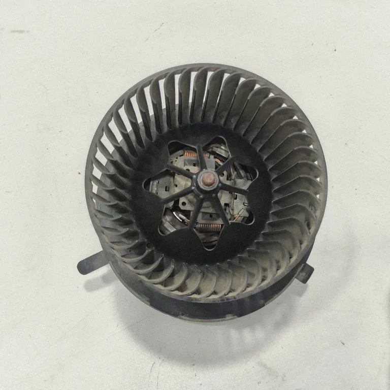 Heater fan/blower – Volkswagen Touran I (2003-2010)