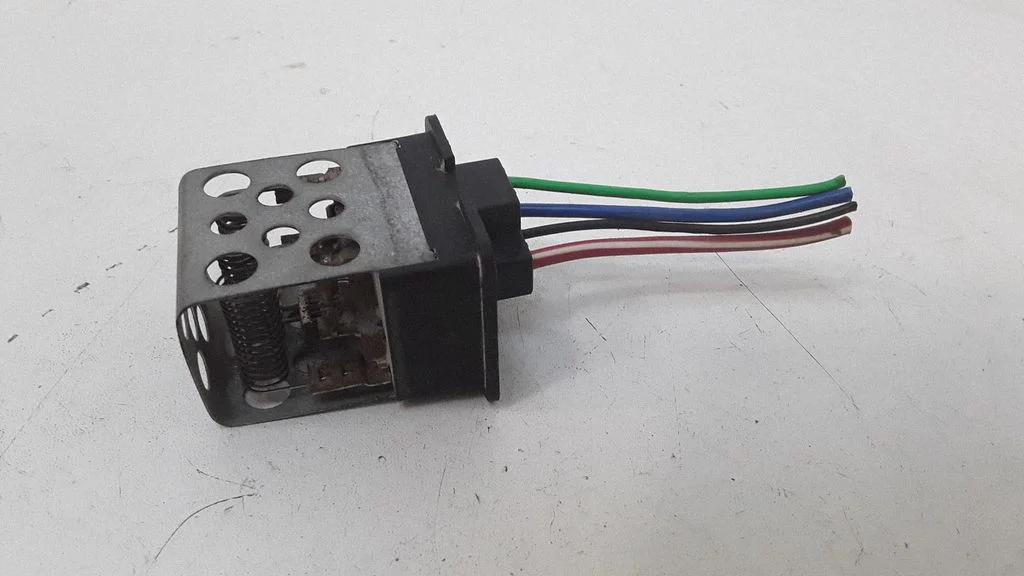 Heater blower motor/fan resistor 90559834