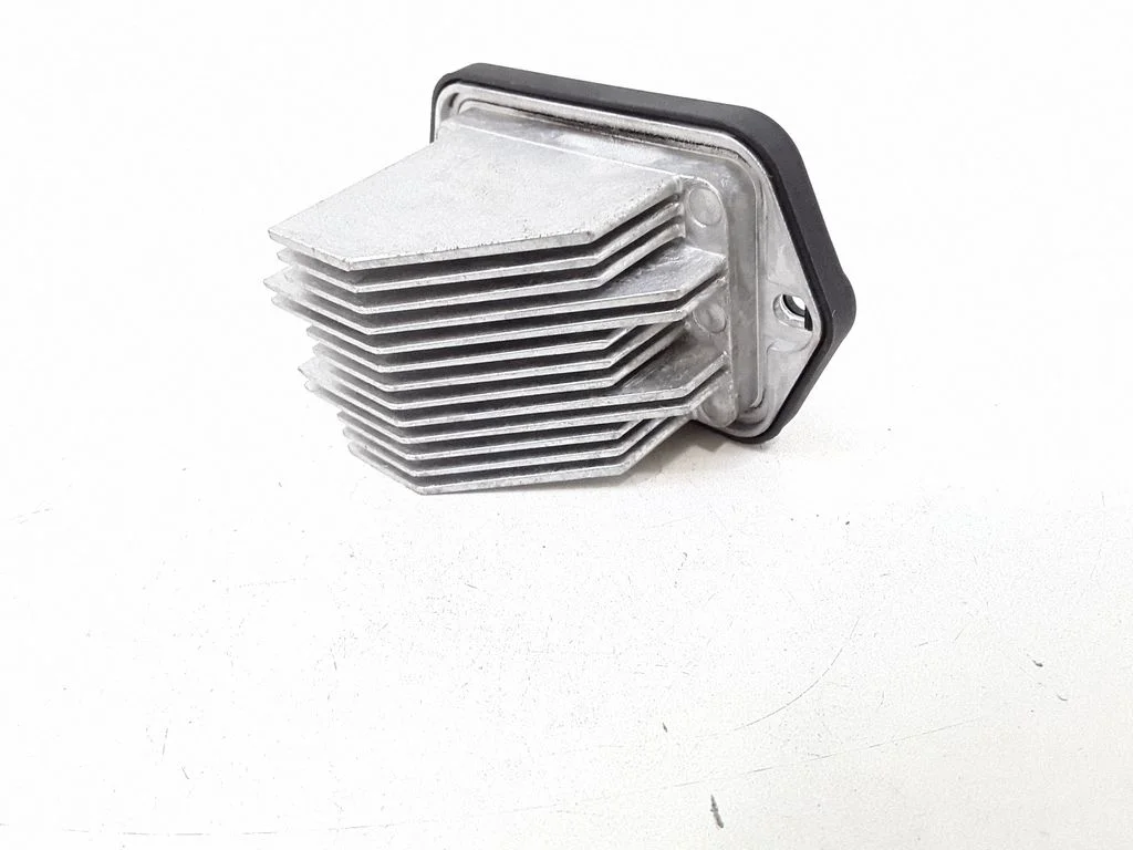 Heater blower motor/fan resistor PM010010B