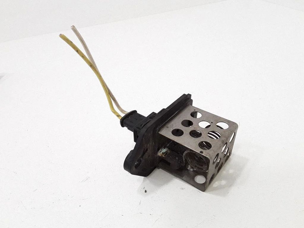 Heater blower motor/fan resistor