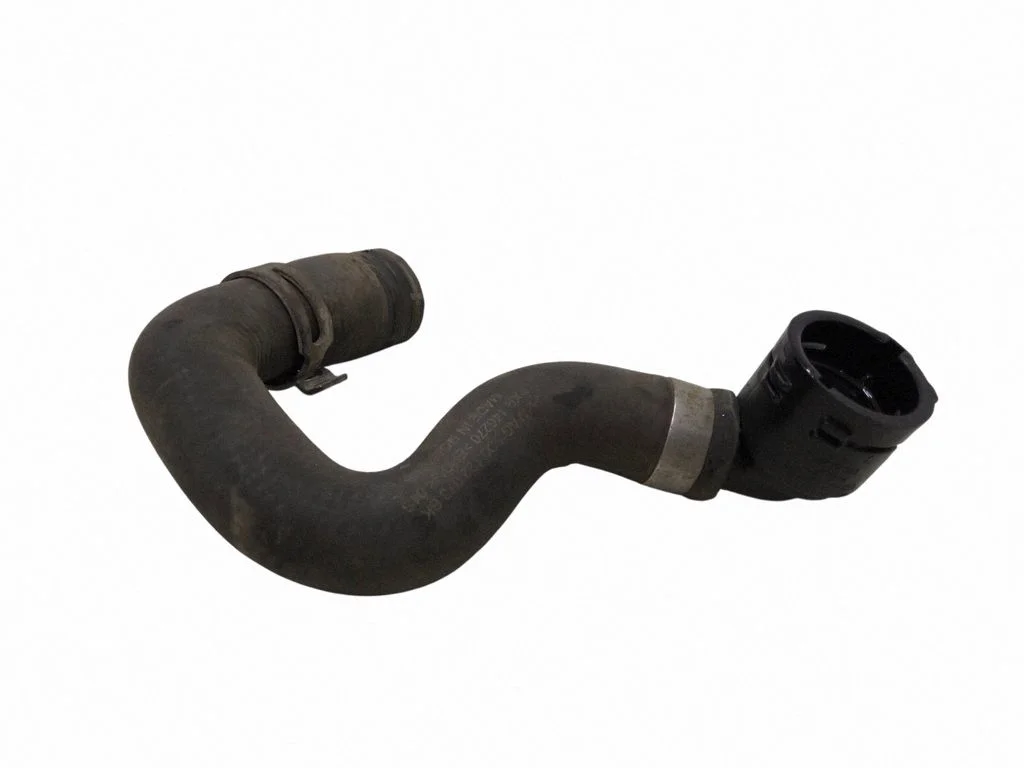 Variklio aušinimo vamzdelis (-ai)/ žarna (-os)