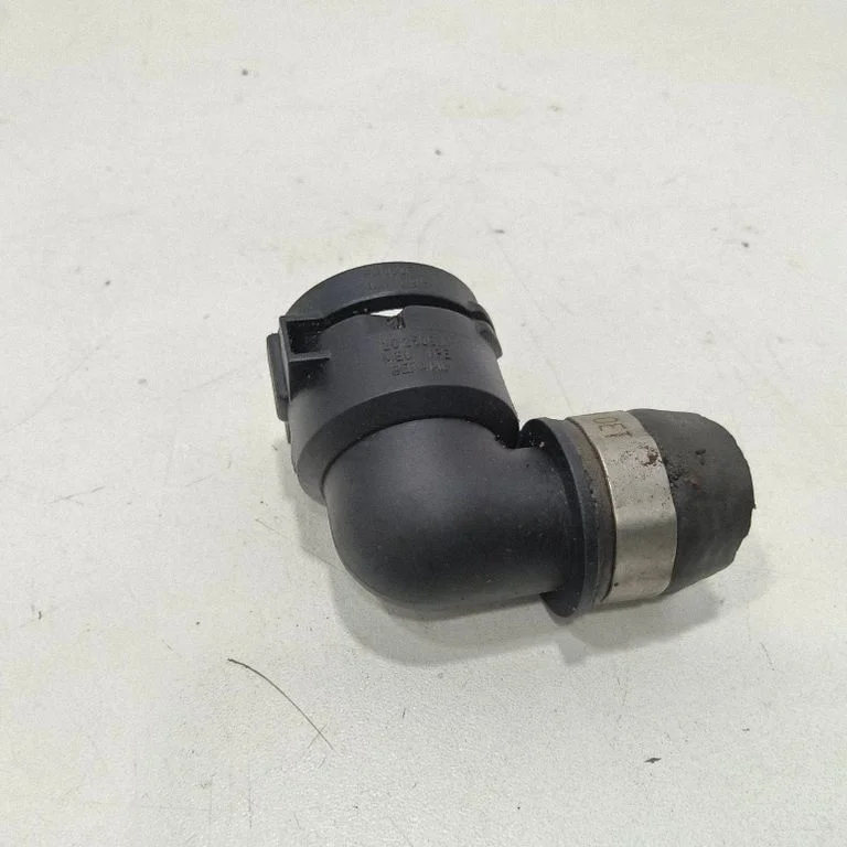 Engine coolant pipe/hose 1K0122291