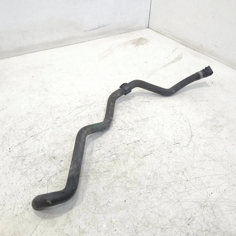 Engine coolant pipe/hose 16188010