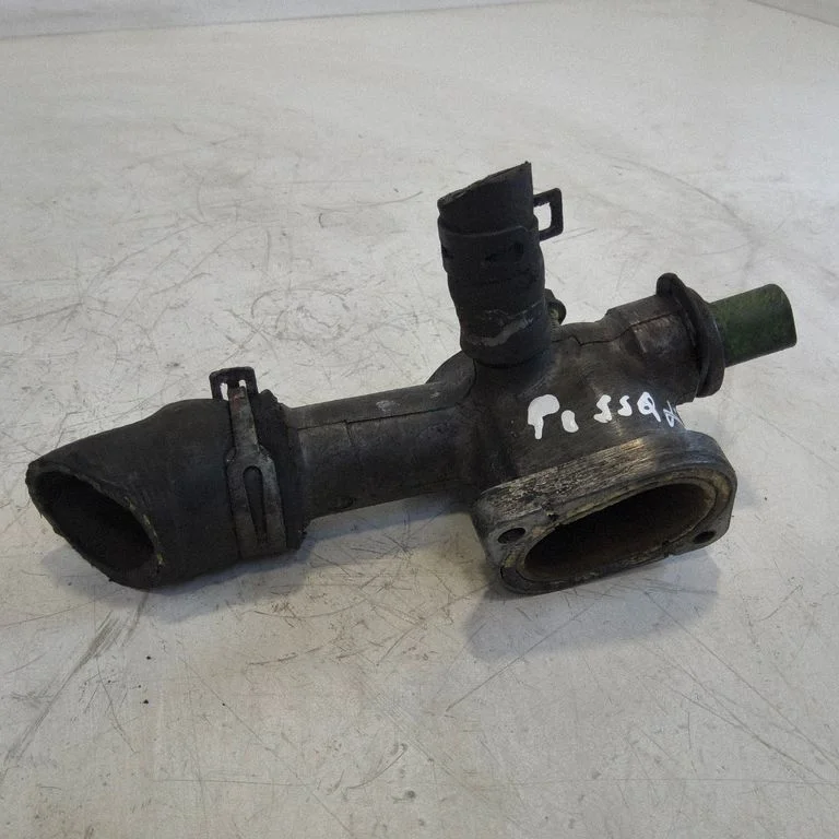 Engine coolant pipe/hose 038121133A