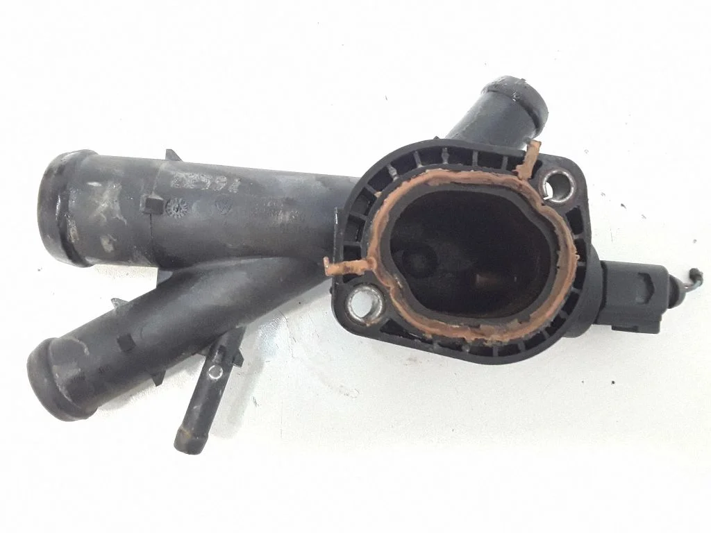 Engine coolant pipe/hose 03L121131AA