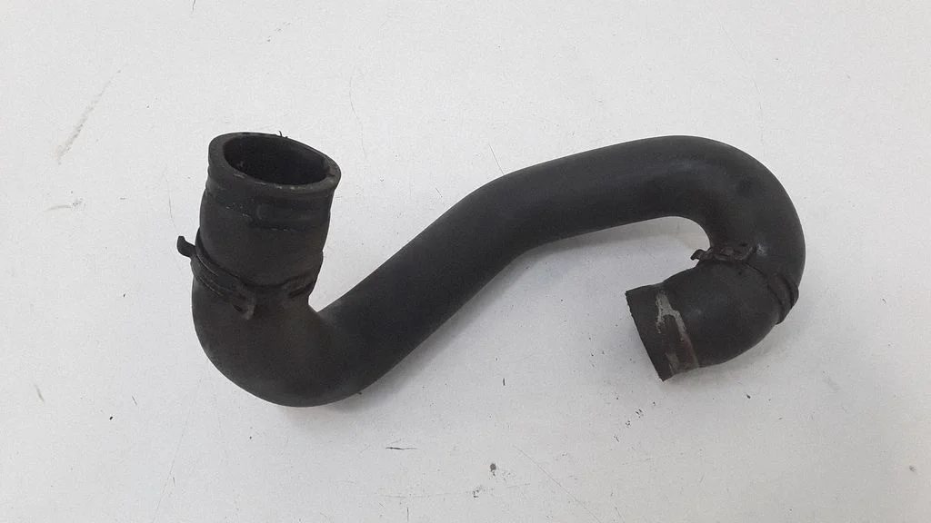 Engine coolant pipe/hose 912941
