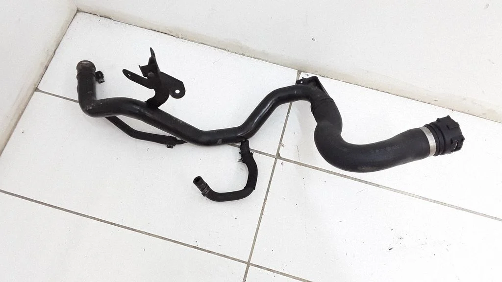 Engine coolant pipe/hose 03G121071A