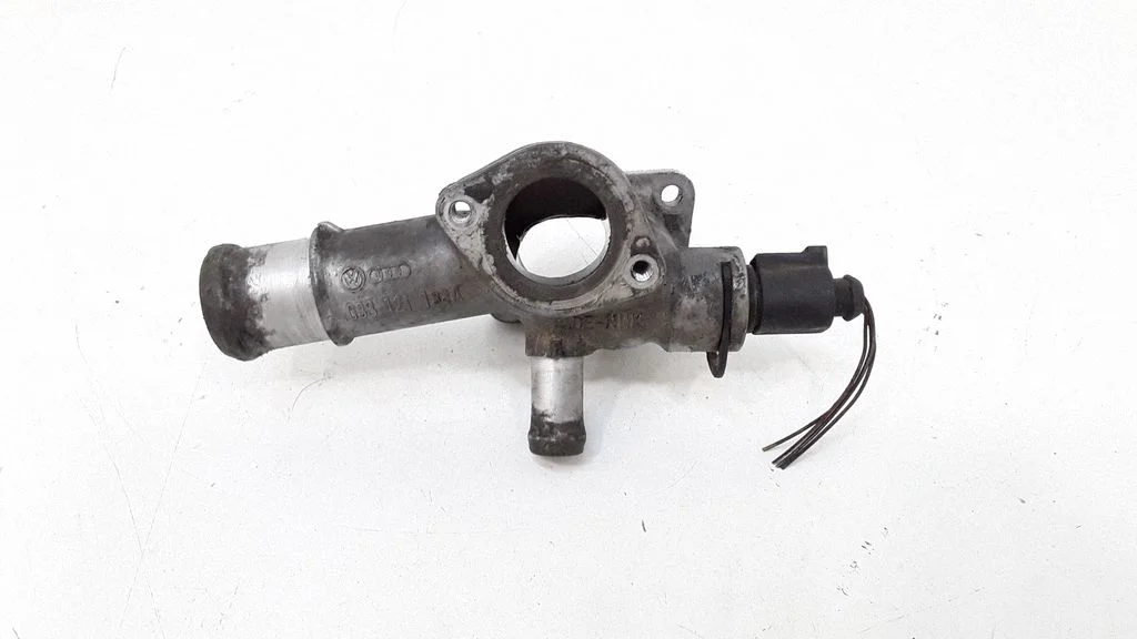 Engine coolant pipe/hose 038121133A