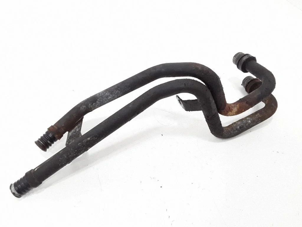 Engine coolant pipe/hose