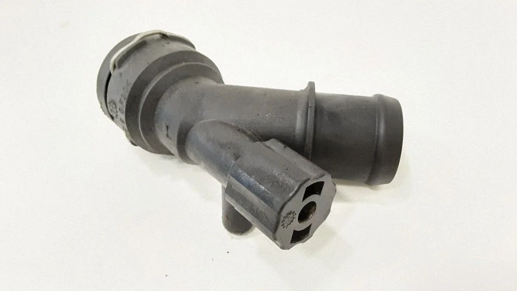 Engine coolant pipe/hose 1J0121619A