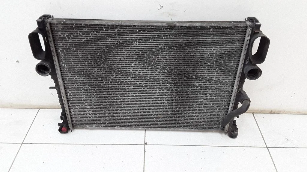 Dzesēšanas šķidruma radiators