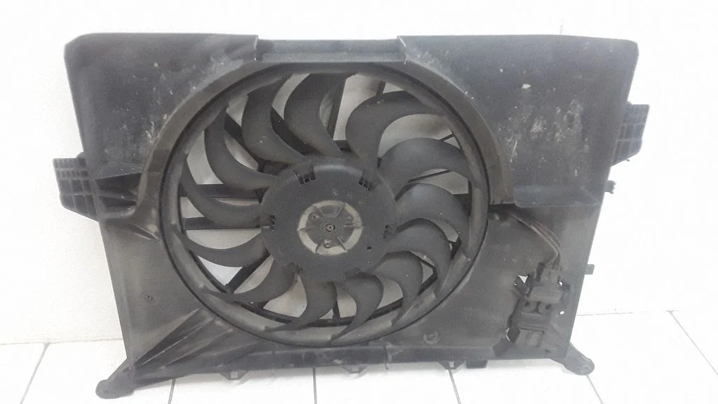 Electric radiator cooling fan