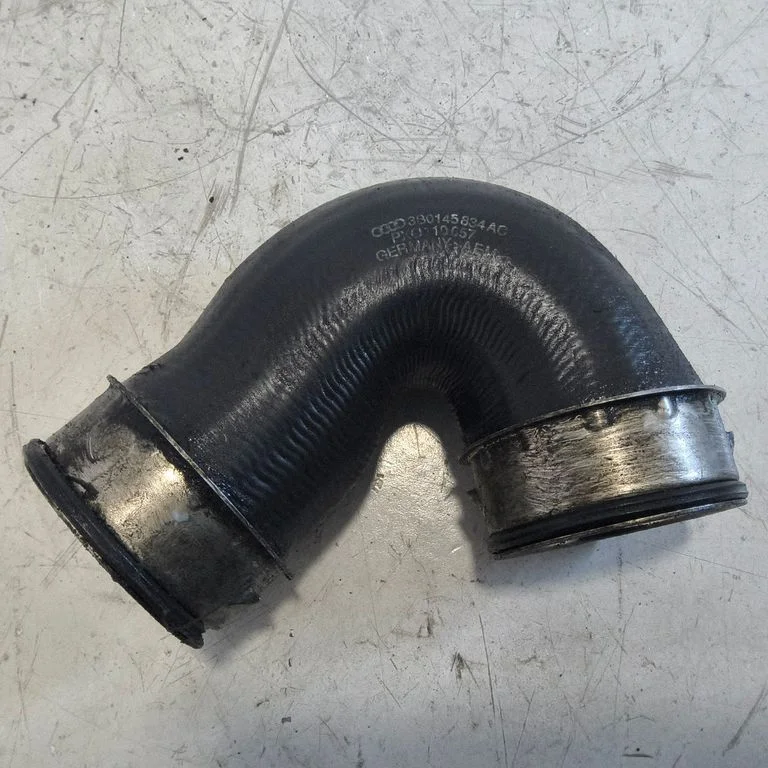 Intercooler hose/pipe 3B0145834AC