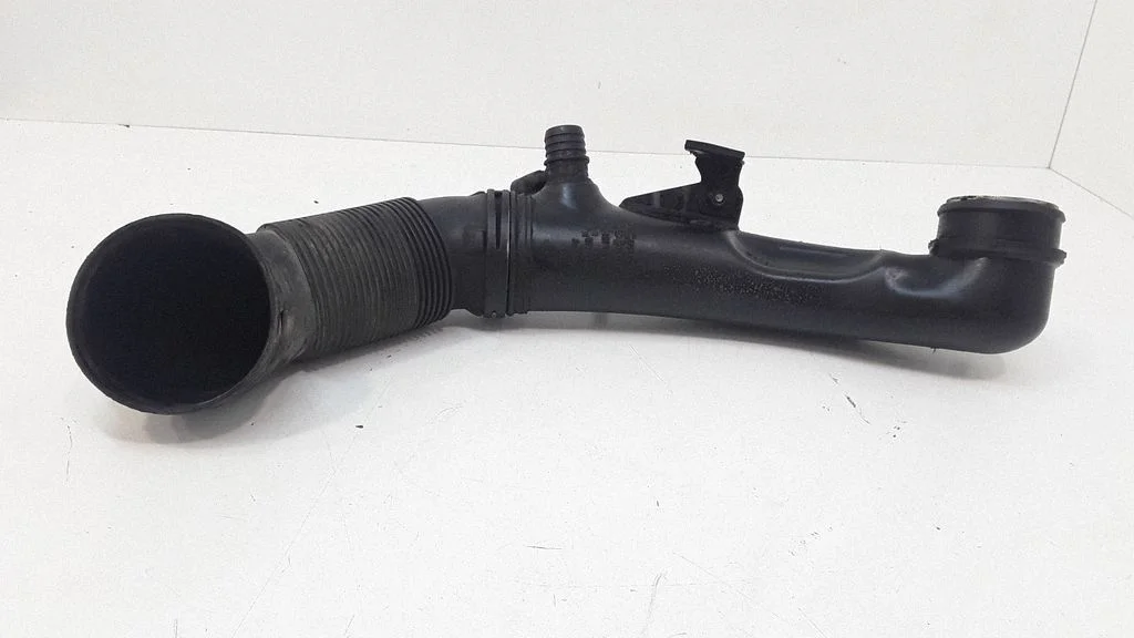 Intercooler hose/pipe