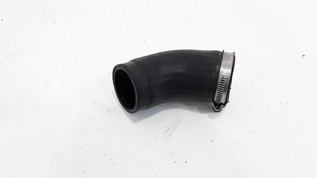 Intercooler hose/pipe