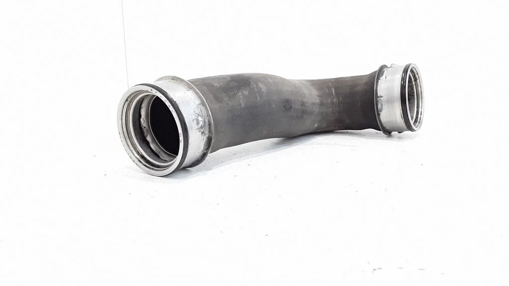 Intercooler hose/pipe