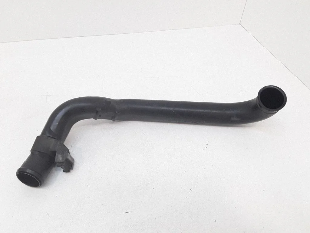 Intercooler hose/pipe