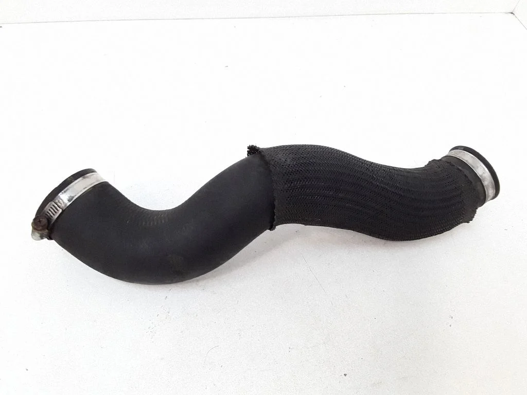 Intercooler hose/pipe
