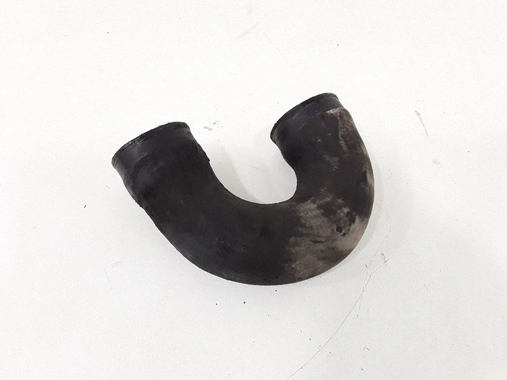 Intercooler hose/pipe